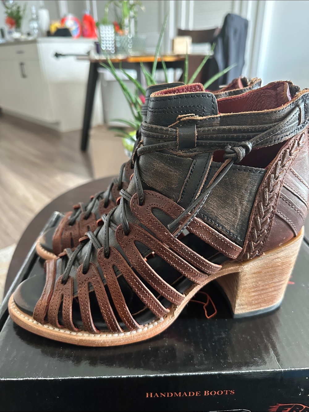 Freebird by Steven Wazee Cognac Leather Sandal Size 8 EUC - Picture 2 of 8